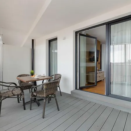Baltic Waves Luxury With Parking, & Gym By Renters Prestige Apartment Misdroy